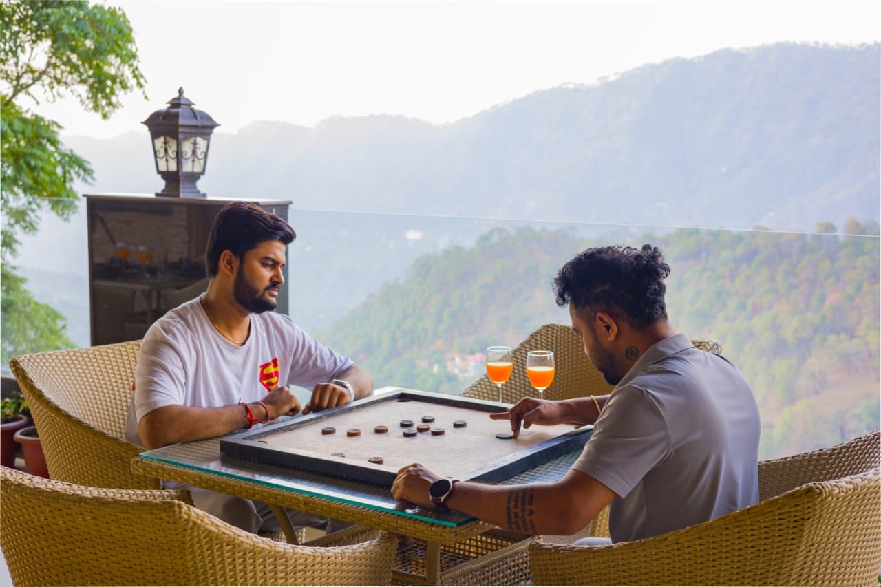Book Now, Relax Later – Luxury Villas in Kasauli Today!
