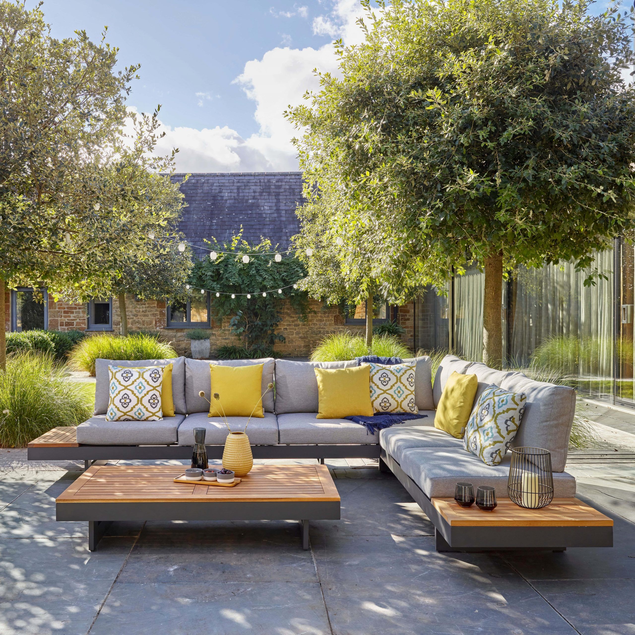 Outdoor Upholstery Dubai