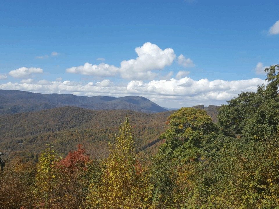 Mountain Land Company NC | Buy & Sell North Carolina Mountain Land