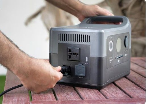 Boost Customer Satisfaction with Mobile Phone Charger Station