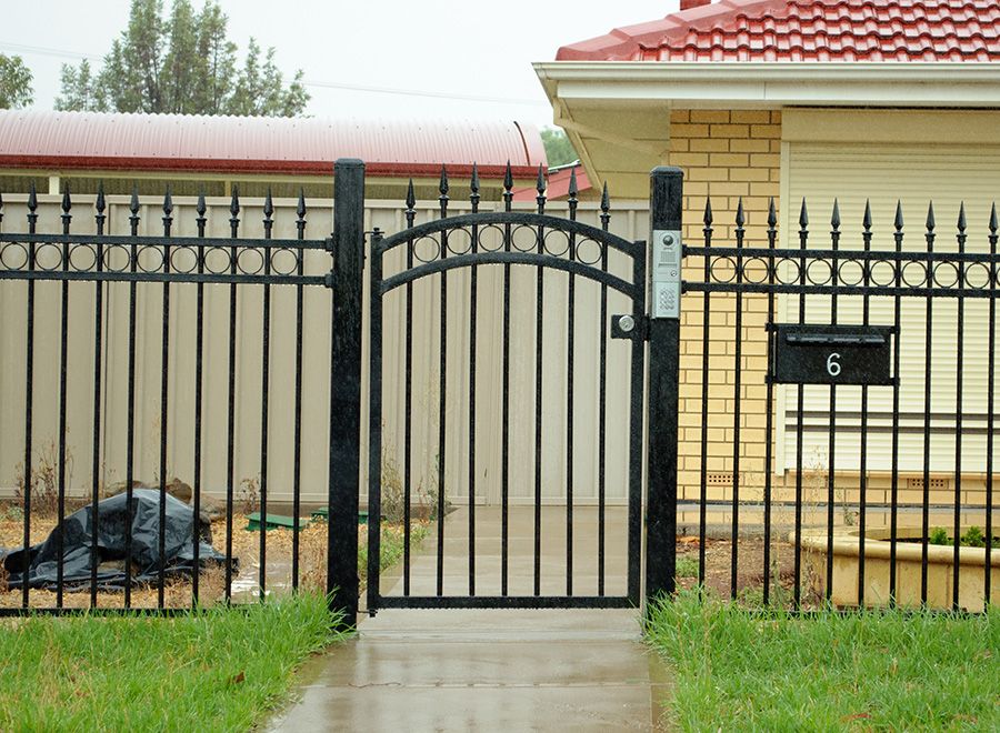 Complete Fencing Solutions