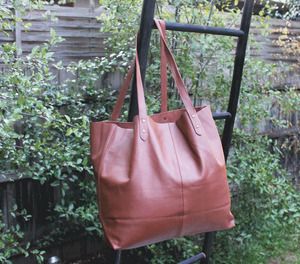 Practical Leather Tote Bags for Everyday Use