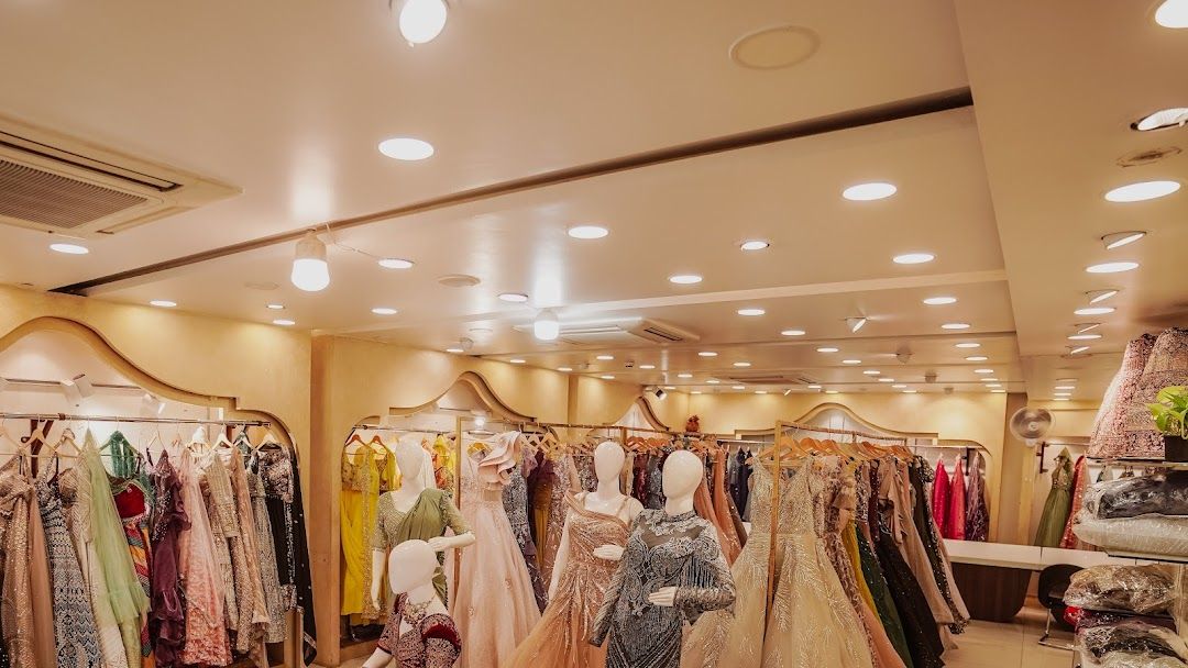 Dresszilla – Dresses on Rent in Jaipur | Pre Wedding Dresses, Gown on Rent, Rental Dresses