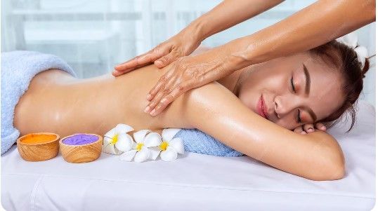 Enjoy Wellness and Comfort With Outcall Massage Singapore