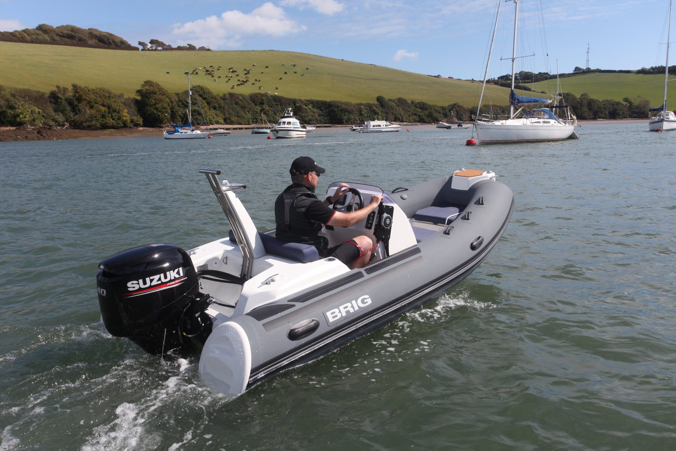 Discover Budget-Friendly Boats in Ottawa with Sousa Marine
