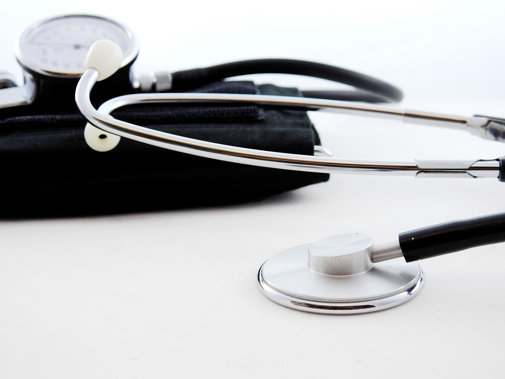07488122736 - hernia surgeon in patna- Lap Gall Bladder & Hernia Centre, Dr (Prof.) Prashant Kr, Ex Faculty: Princess of Wales Hospital, UK