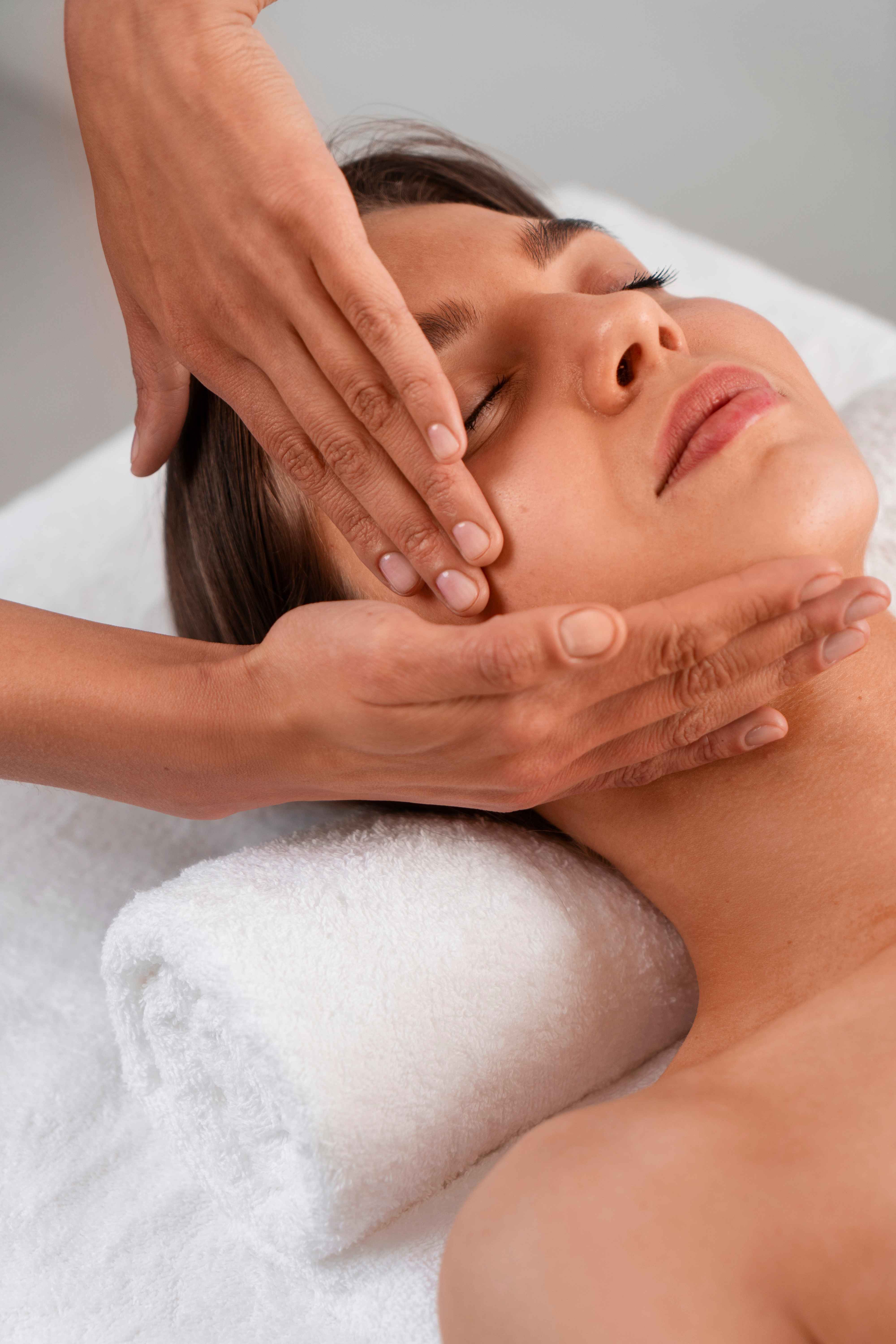 Best Facial in Kolkata – Experience a Refreshing Facial at Thai Odyssey Spa and skin care