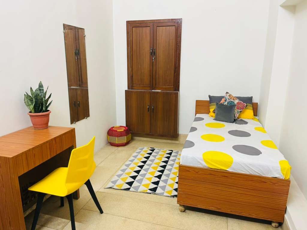 Large PG for Rent in Thiruvananthapuram -  Fully-Furnished