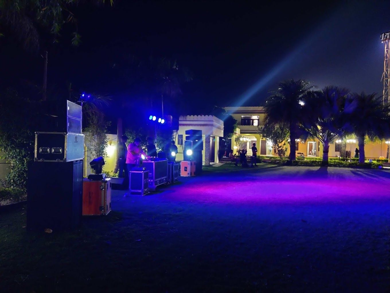 Black Bear Farmhouse – Your Ultimate Party Destination in Jaipur!