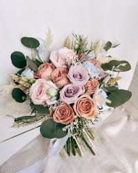 Discover the Beauty of Bridal Bouquet Singapore Creations