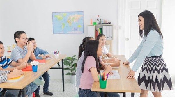 Join an English tuition centre in Marine Parade today