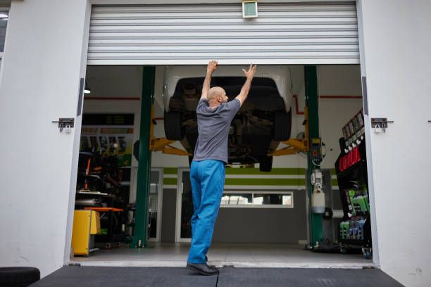 Top-Rated Garage Door Service in Queens: Expert Repairs & Installation